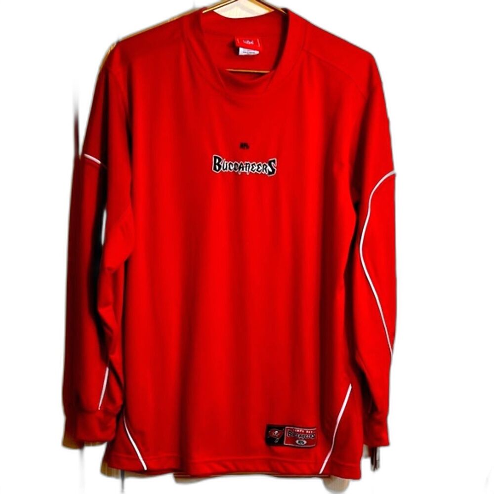 Vintage NFL Buccaneers Pullover Shirt Men Medium Red Y2K Embroidered Standout